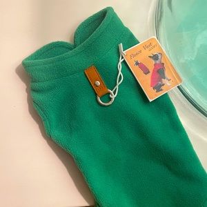 Warm winter vest. Size small for 5-8 pounds dogs